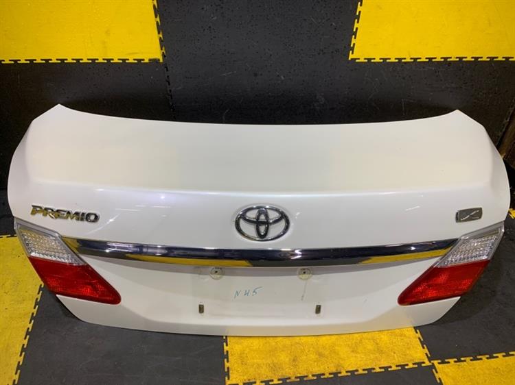 Крышка багажника Toyota Premio