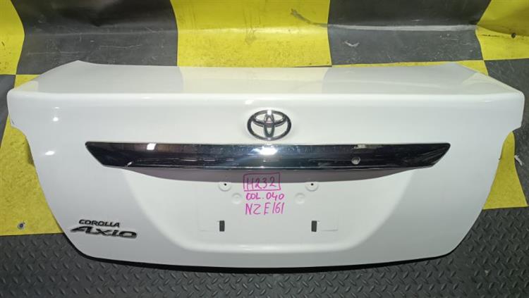 Крышка багажника Тойота Королла Аксио в Колпино 103985
