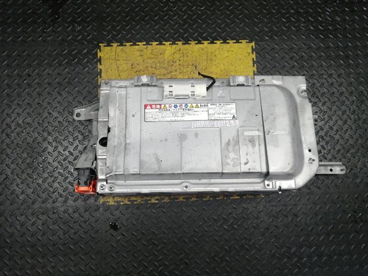 Высоковольтная батарея Тойота Аква в Колпино 105061