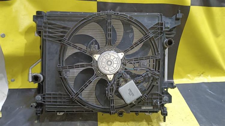 Радиатор основной Ниссан Нот в Колпино 105188