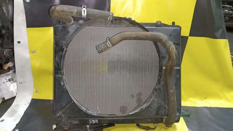 Радиатор основной Мицубиси Паджеро в Колпино 105204