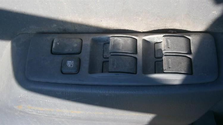 Блок управления стеклоподъемниками Toyota RAV4