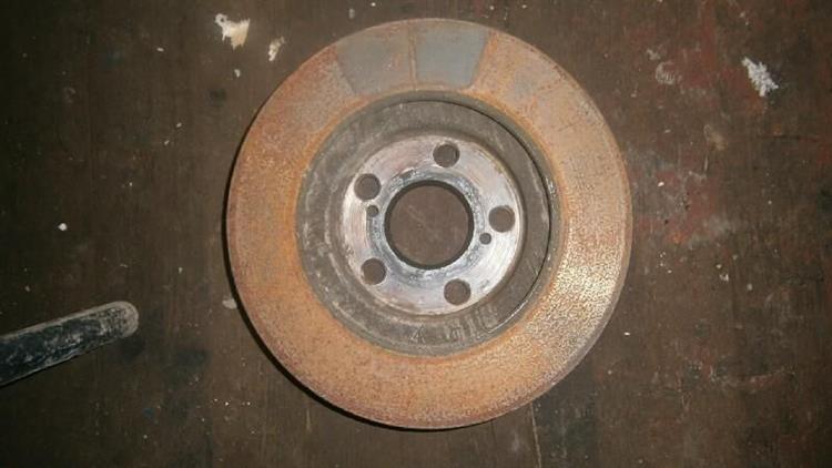 Тормозной диск Тойота Приус PHV в Колпино 12581