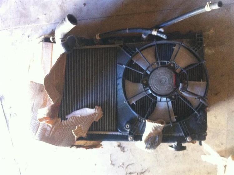 Радиатор основной Хонда Фит в Колпино 1288