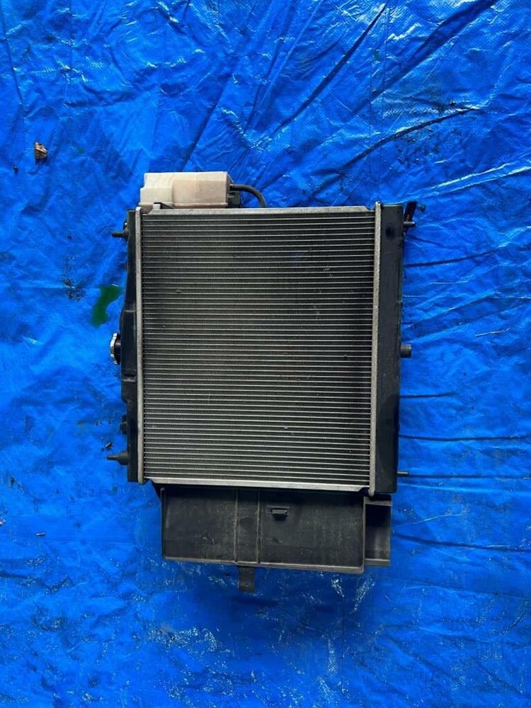 Радиатор основной Ниссан Куб в Колпино 245900