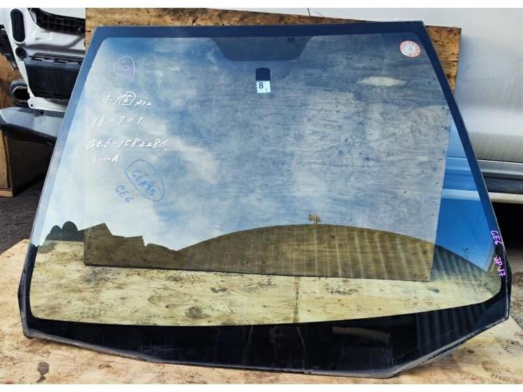Лобовое стекло Хонда Фит в Колпино 255791