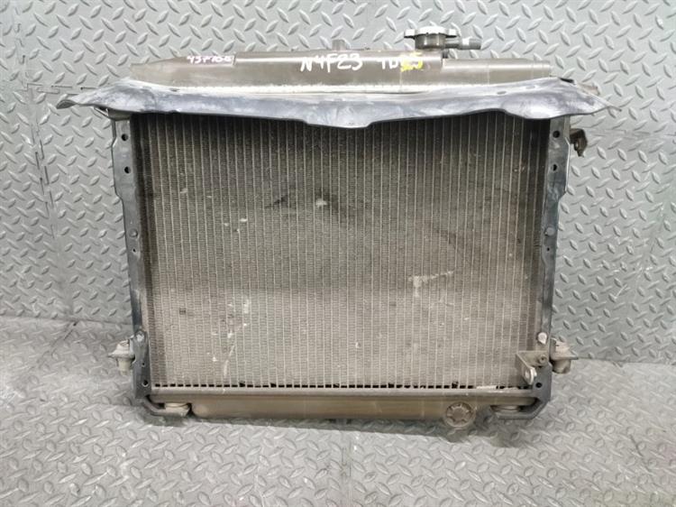 Радиатор основной Ниссан Атлас в Колпино 437168