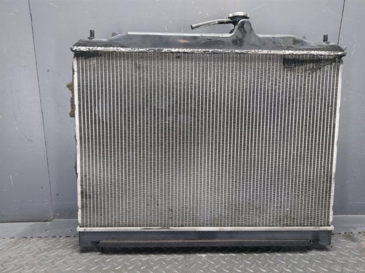 Радиатор основной Ниссан Серена в Колпино 476433