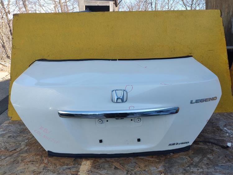 Крышка багажника Хонда Легенд в Колпино 50805