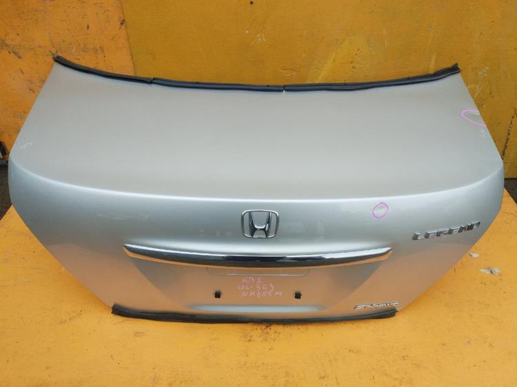 Крышка багажника Хонда Легенд в Колпино 555211