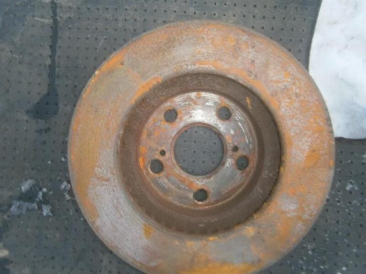Тормозной диск Тойота Приус в Колпино 65169