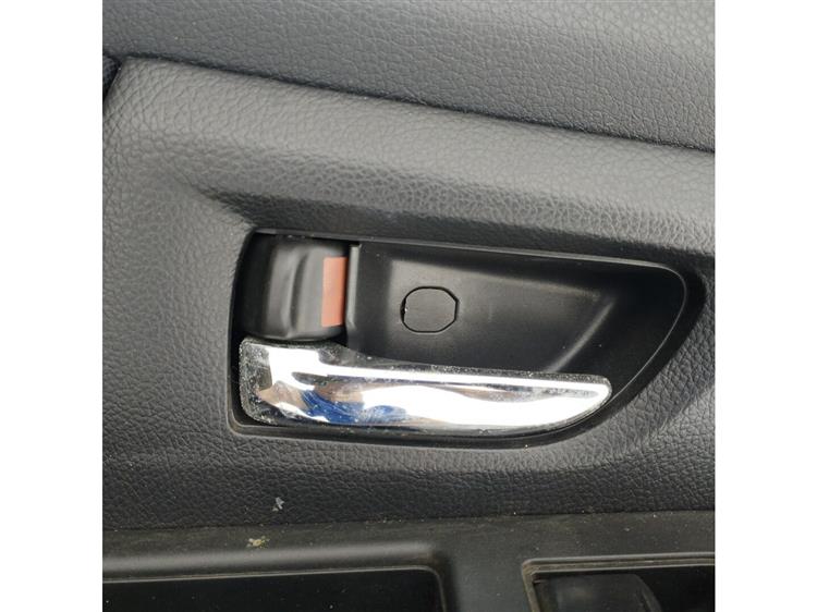 Ручка двери Subaru Impreza